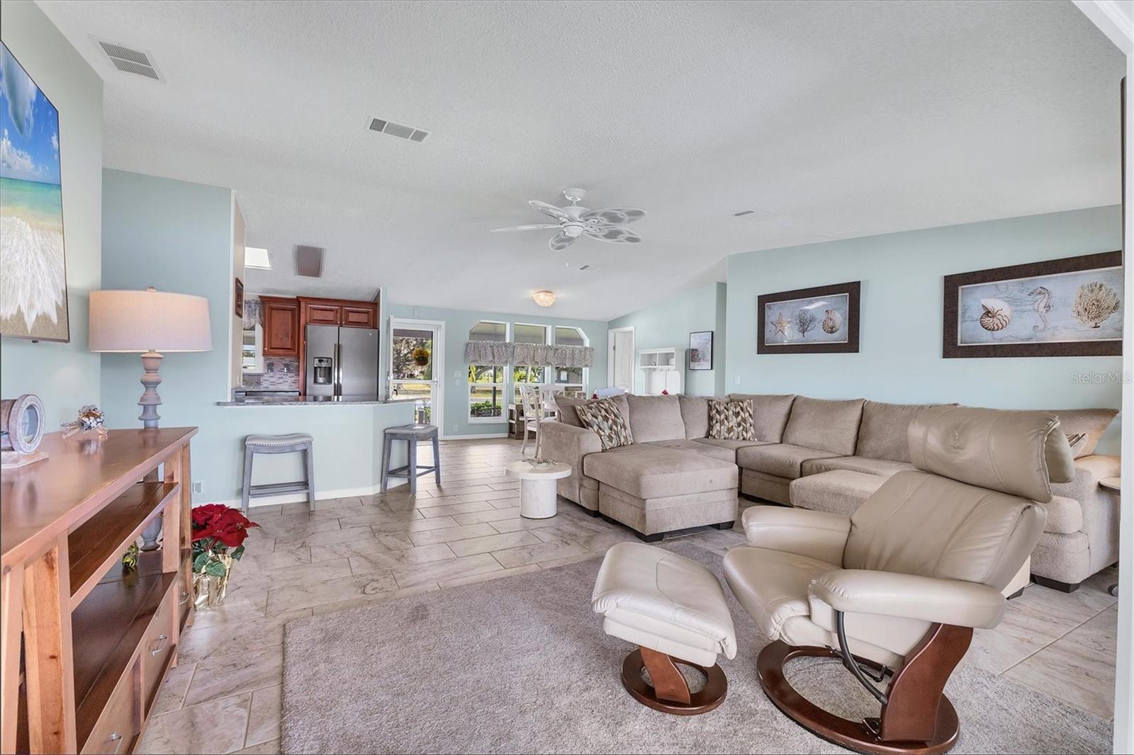 Image 7 of 40 For 6031 Shearwater Drive