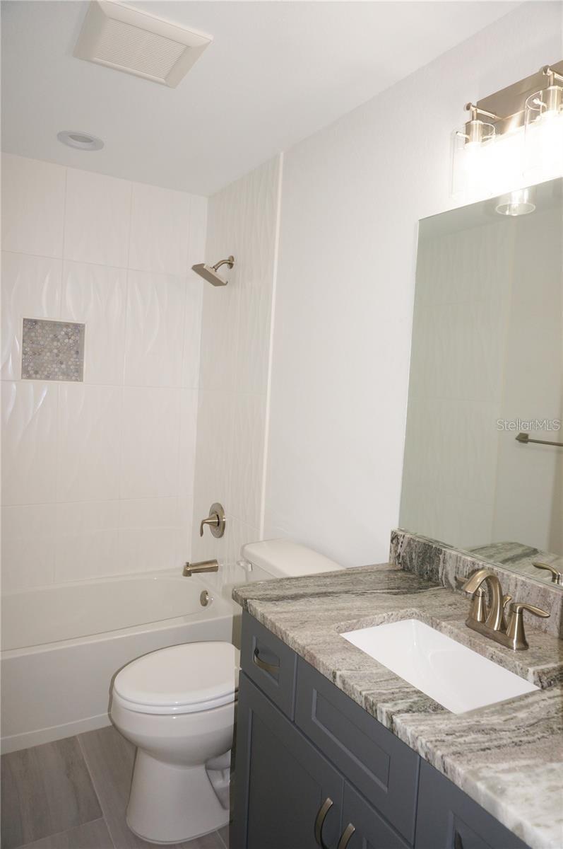 Image 18 of 37 For 345 San Carlos Drive