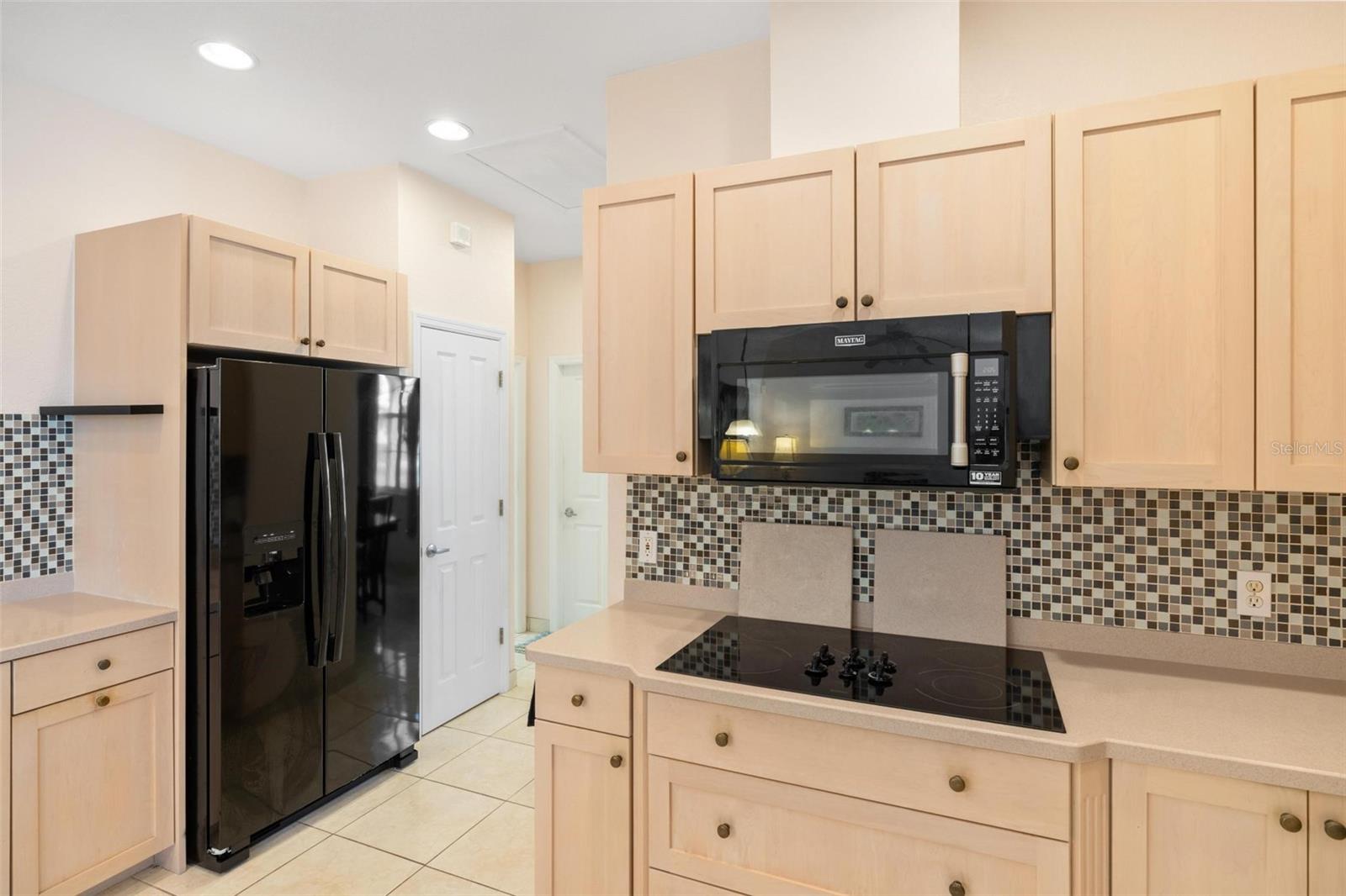 Image 17 of 60 For 8069 Aviary Road