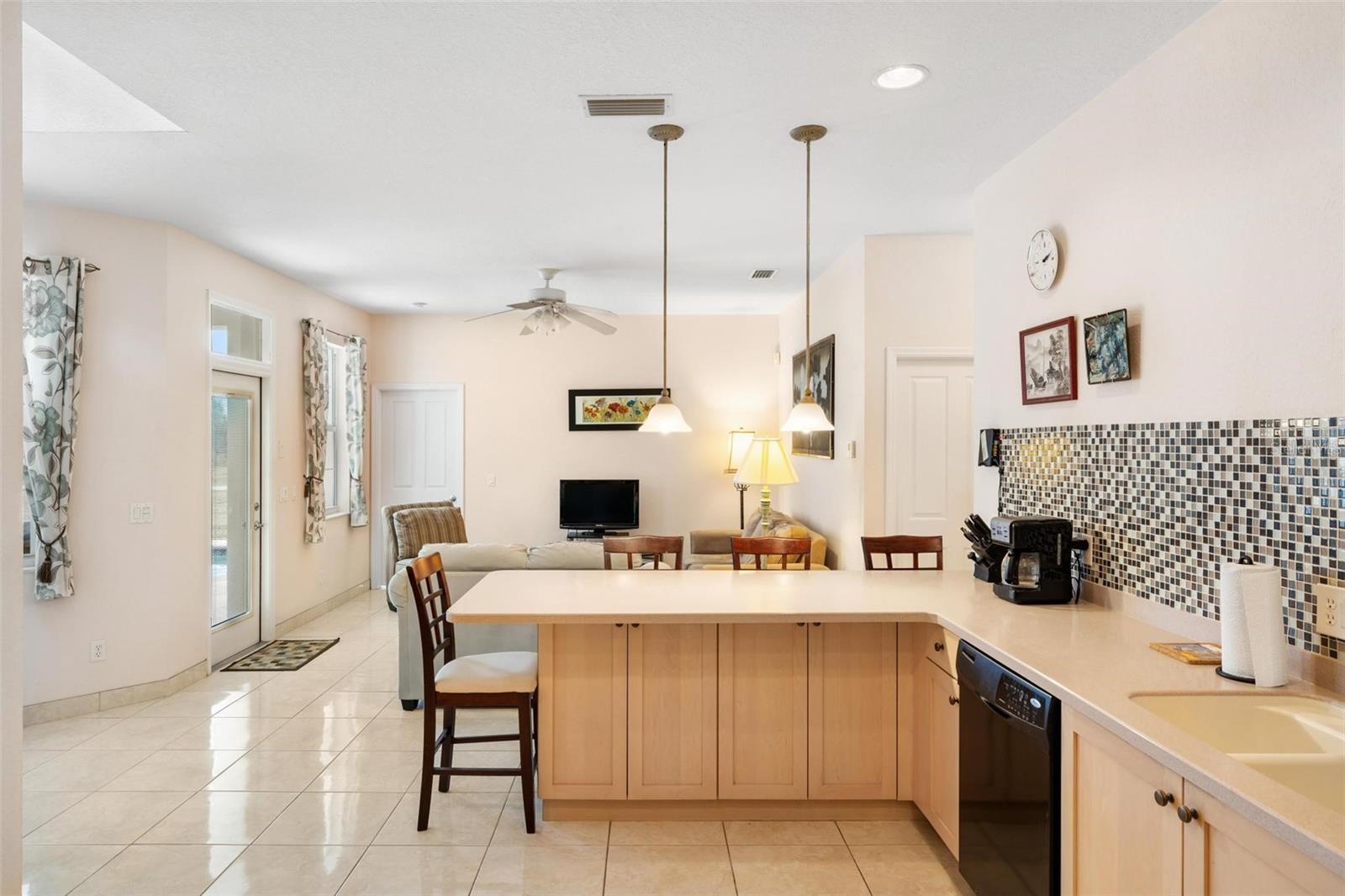 Image 18 of 60 For 8069 Aviary Road