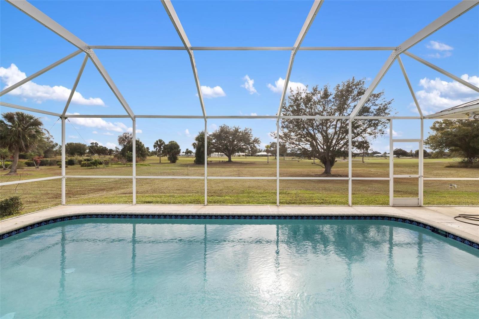 Image 6 of 60 For 8069 Aviary Road