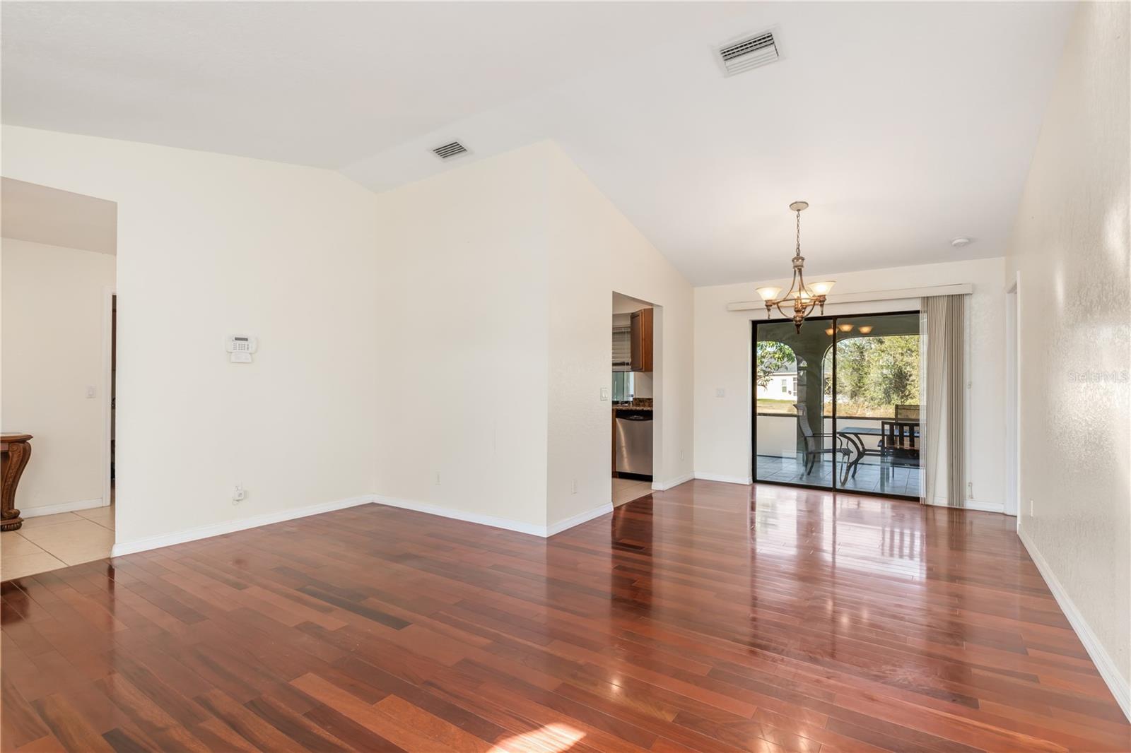 Image 3 of 36 For 1069 Fergus Lane