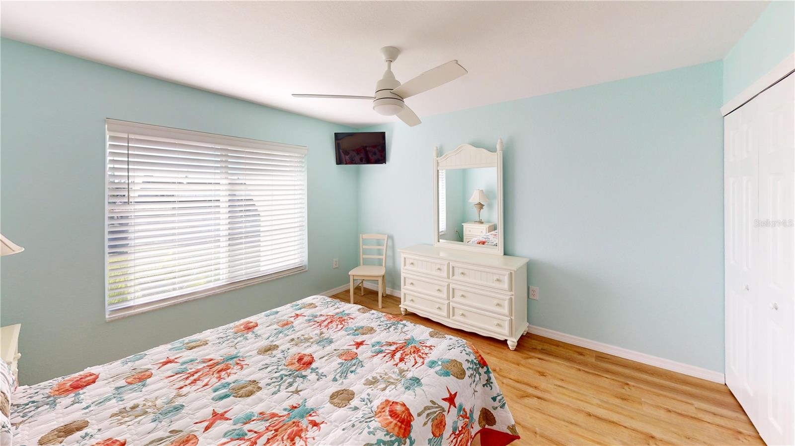 Image 23 of 41 For 1080 Bal Harbor Boulevard 12c