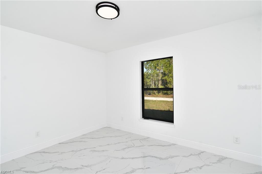 Image 20 of 34 For 3417 57th Street W