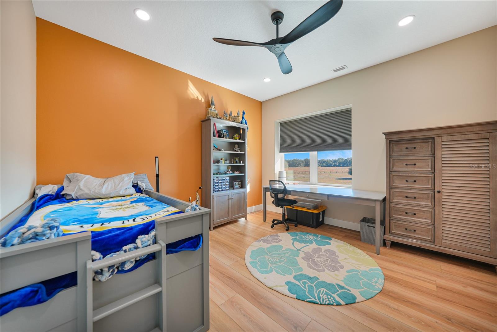 Image 49 of 81 For 3321 Martin Lane