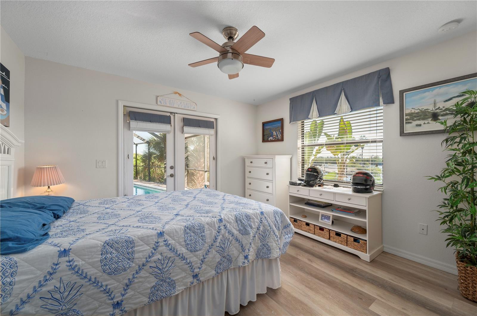 Image 28 of 41 For 5424 Sea Edge Drive