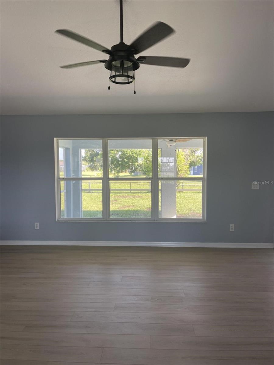 Image 4 of 10 For 1708 Blue Lake Circle