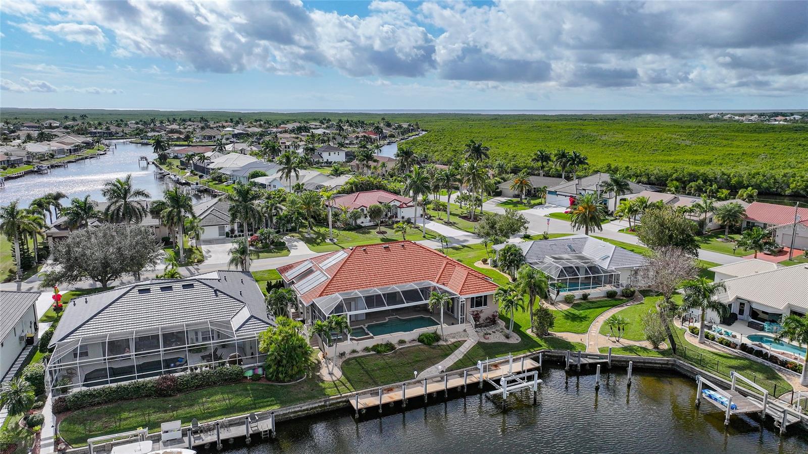 Image 4 of 38 For 632 Madrid Boulevard