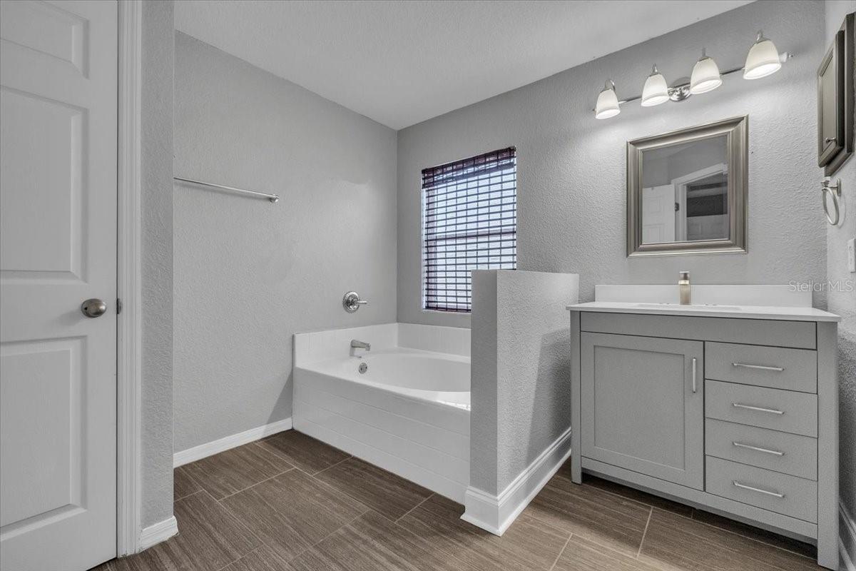 Image 22 of 52 For 2394 Sofia Lane