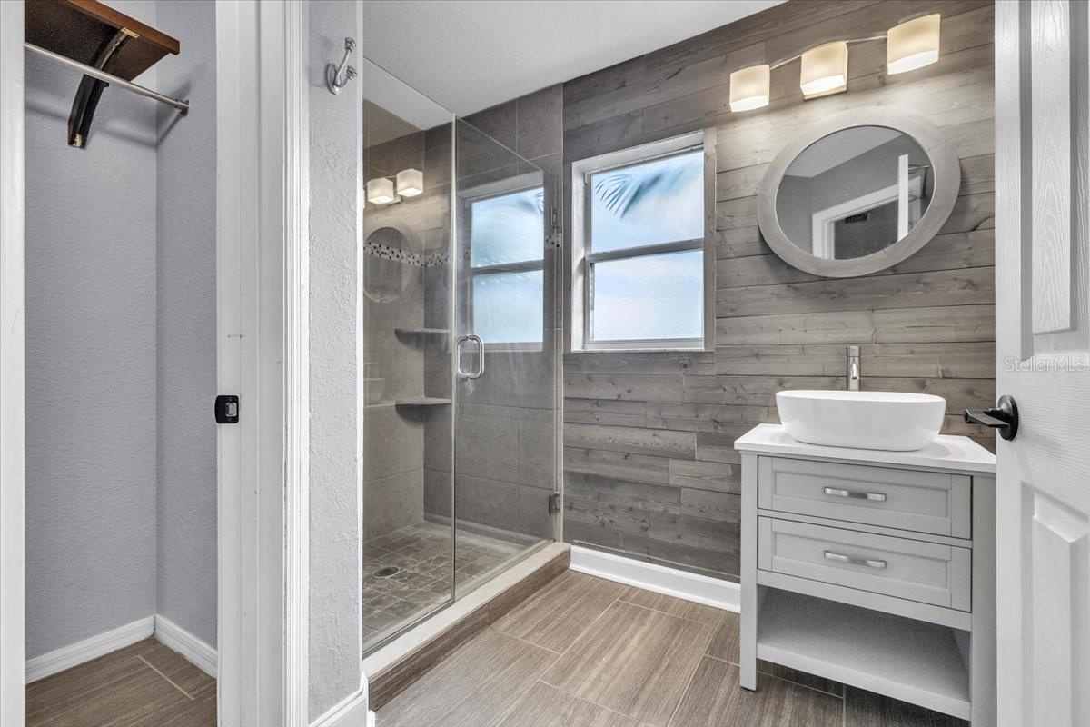 Image 27 of 52 For 2394 Sofia Lane