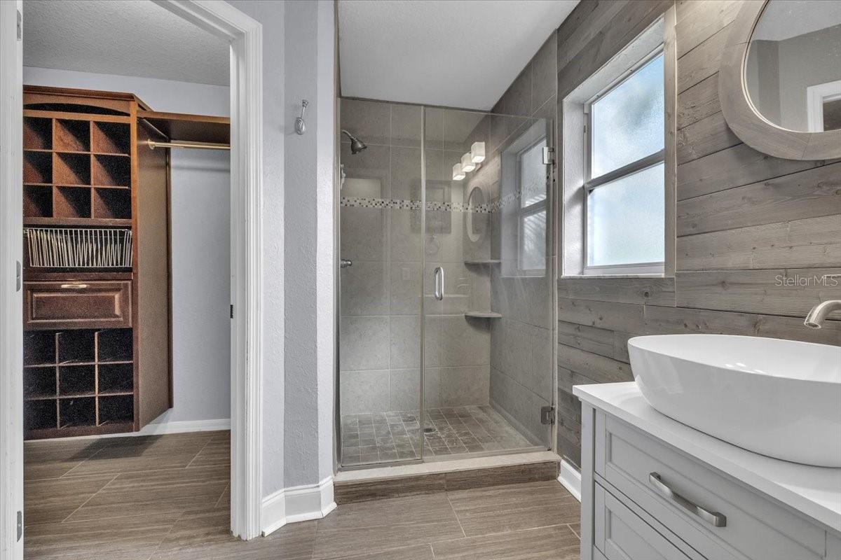 Image 28 of 52 For 2394 Sofia Lane