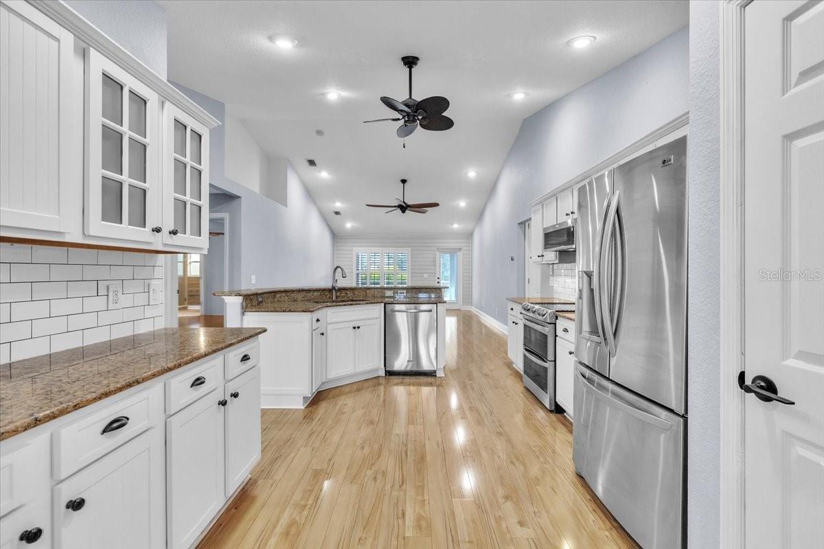 Image 7 of 52 For 2394 Sofia Lane