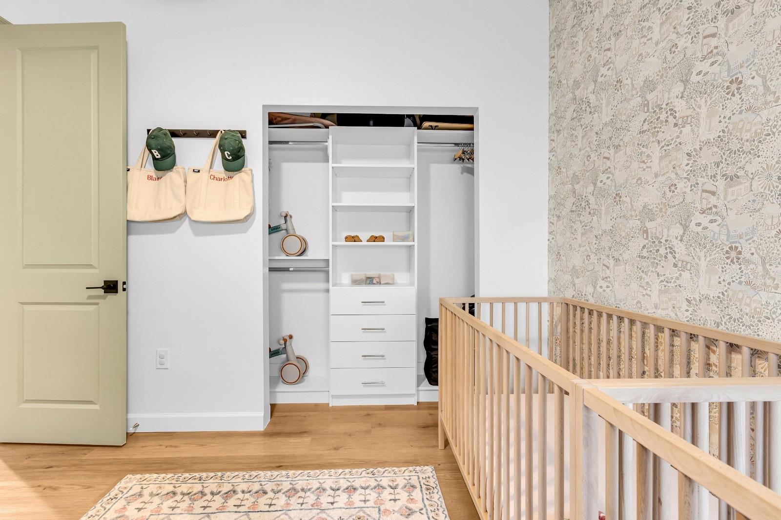 Image 22 of 52 For 43921 Cattleman Drive