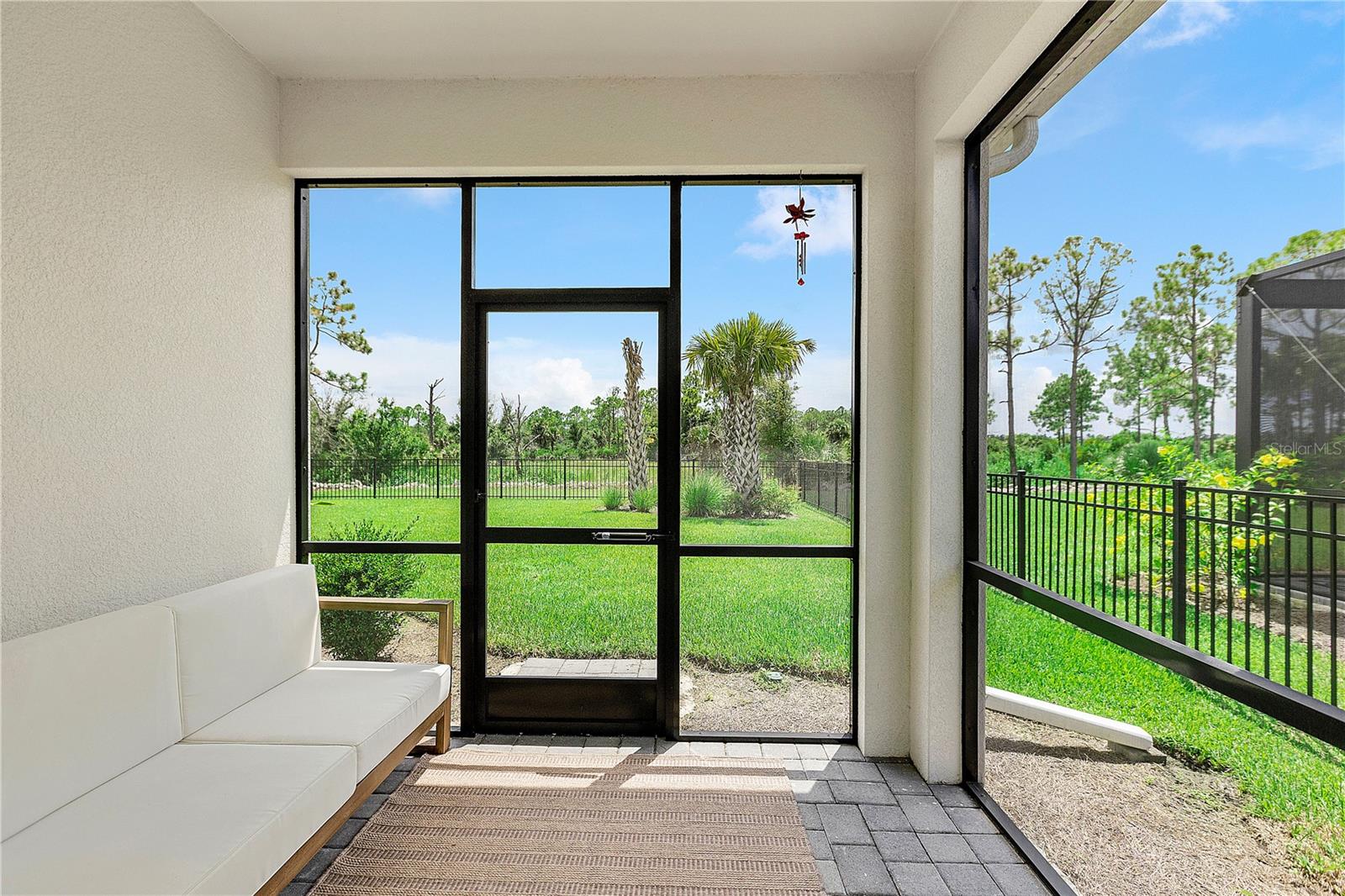 Image 34 of 52 For 43921 Cattleman Drive