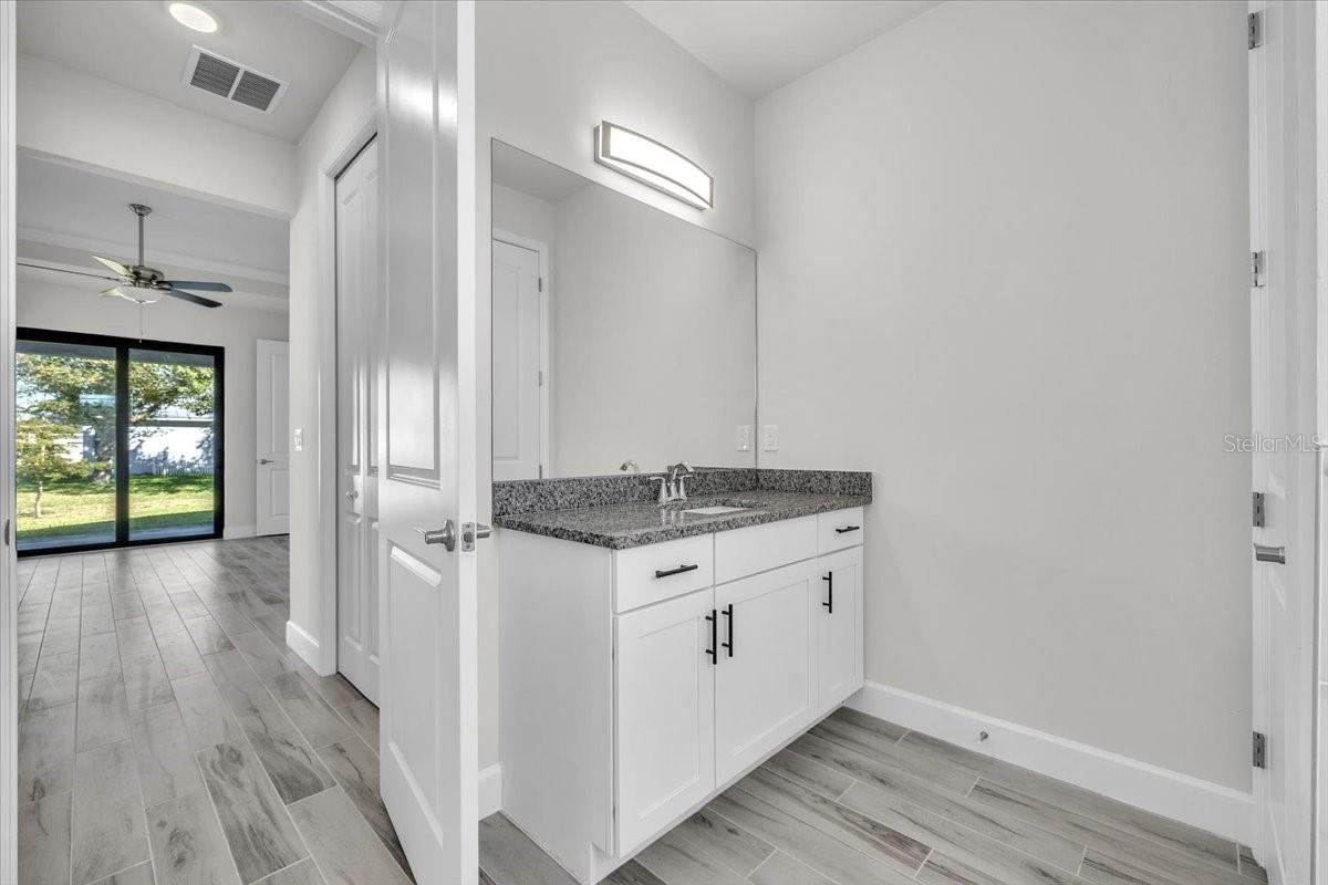 Image 18 of 40 For 459 2nd Place