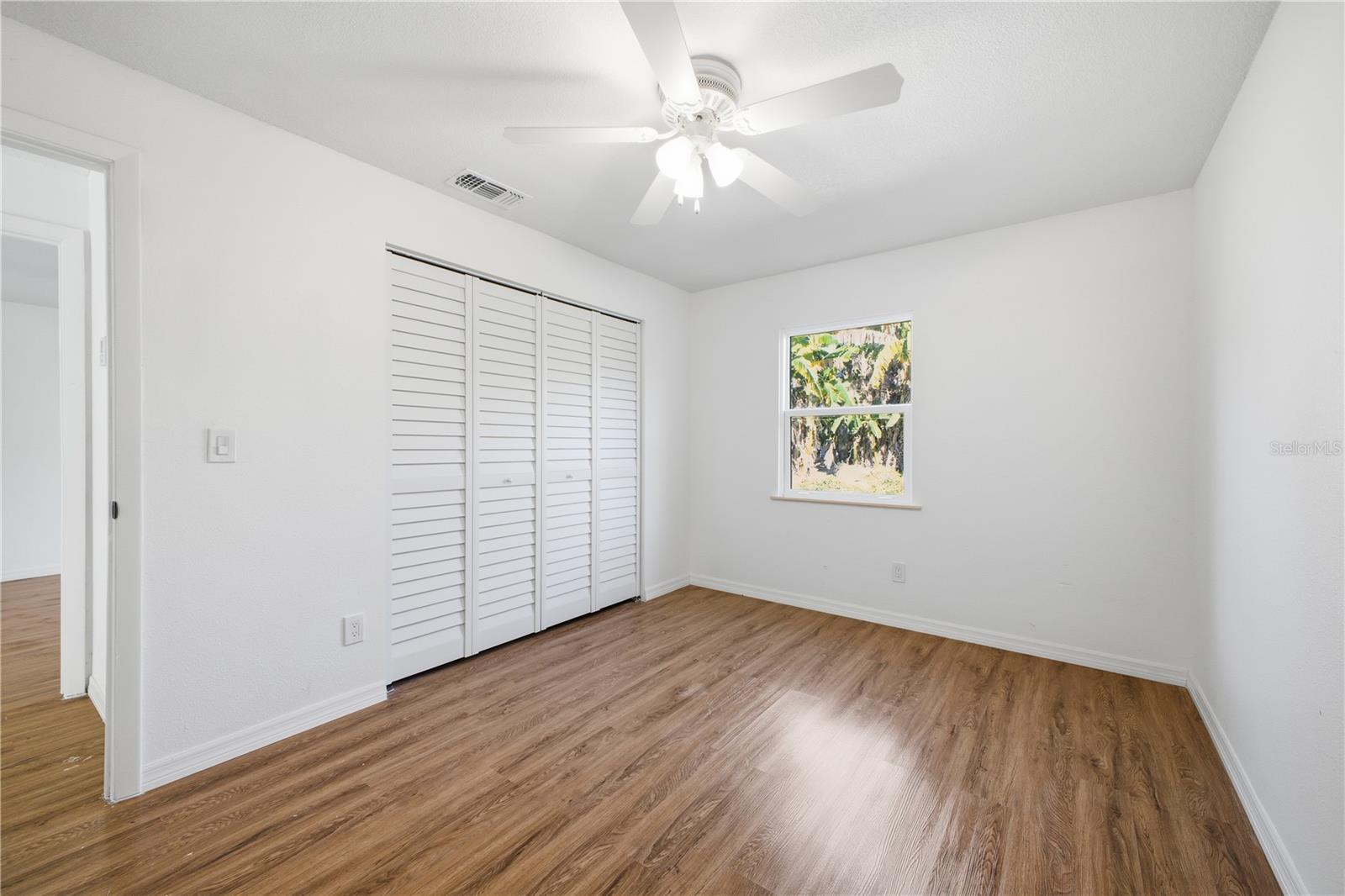 Image 9 of 27 For 603 61st Avenue Terrace E