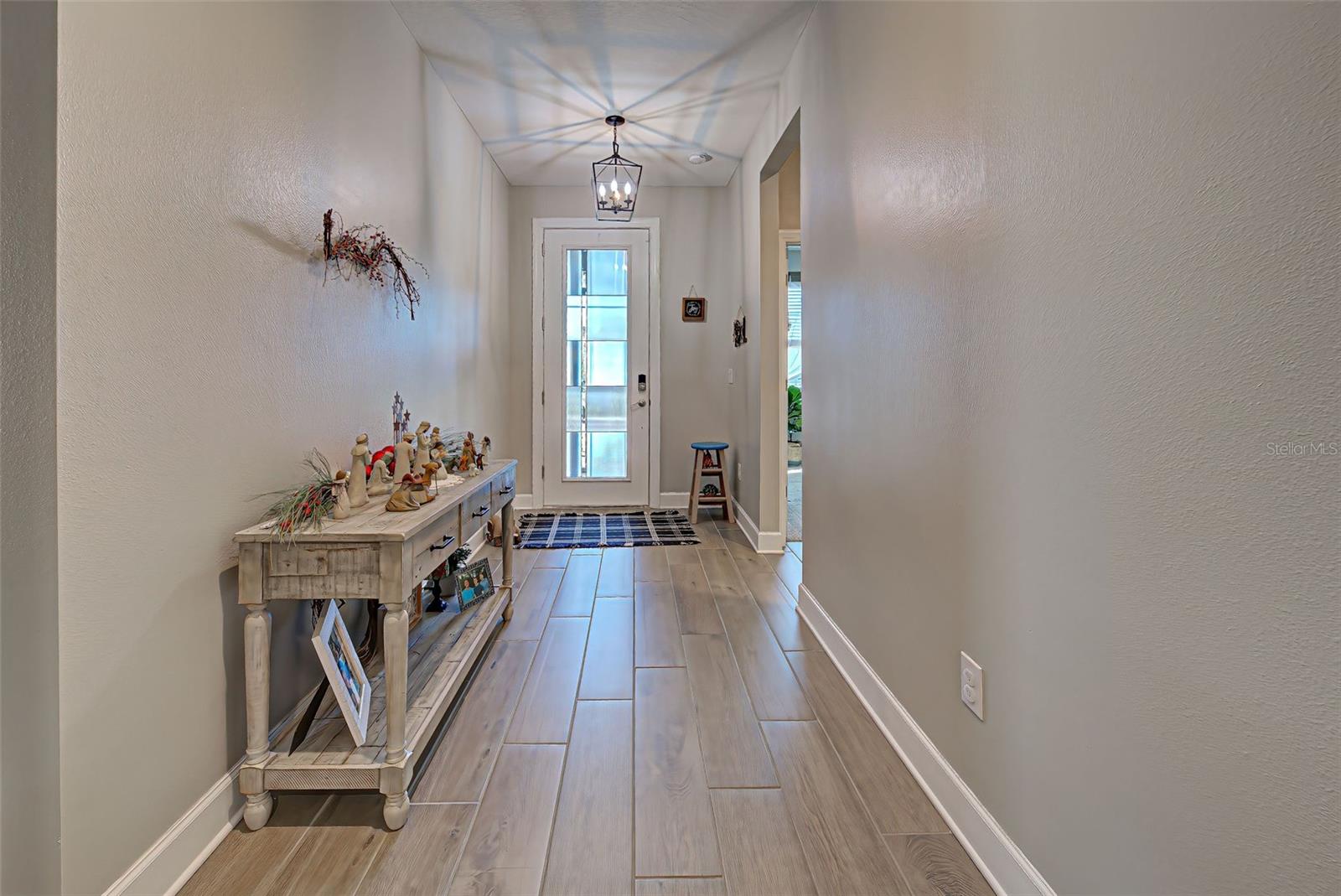 Image 6 of 22 For 451 Daylily Boulevard