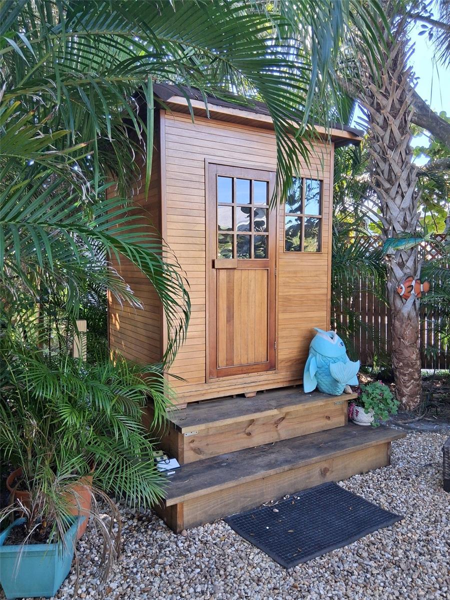 Image 53 of 91 For 216 Berry Street