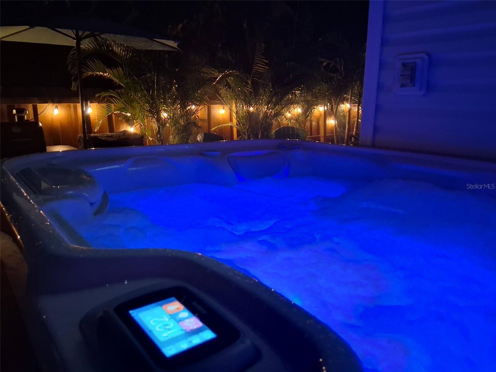 Image 57 of 91 For 216 Berry Street