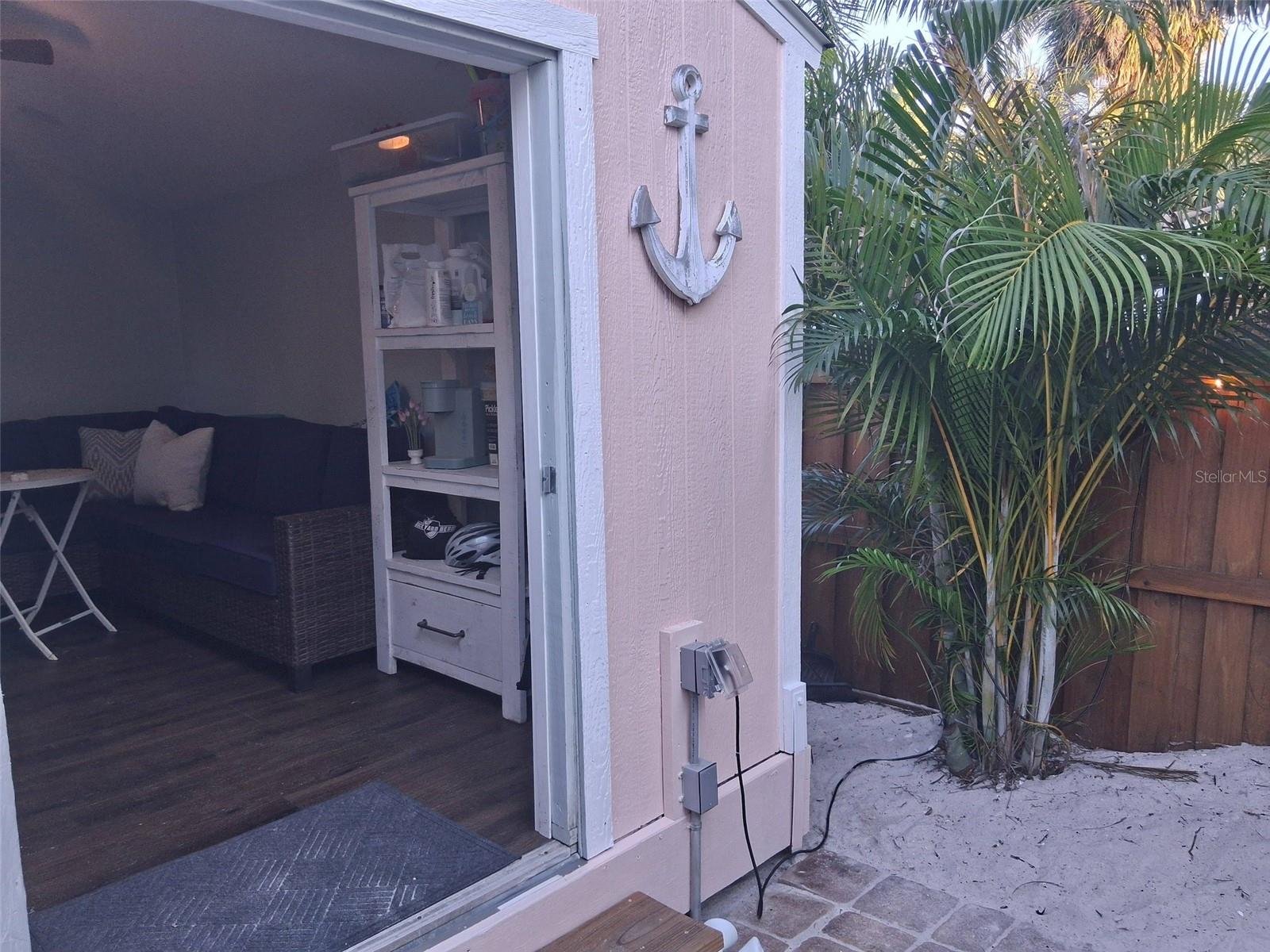 Image 61 of 91 For 216 Berry Street