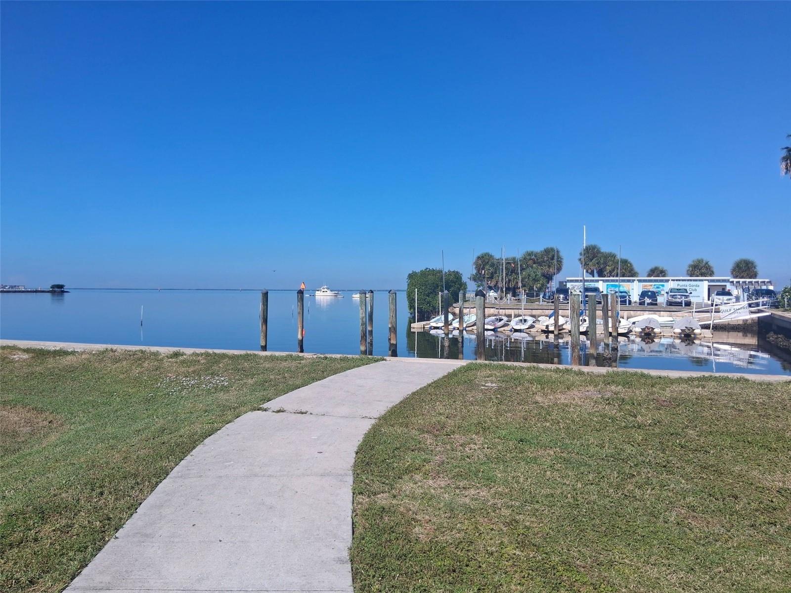 Image 85 of 91 For 216 Berry Street