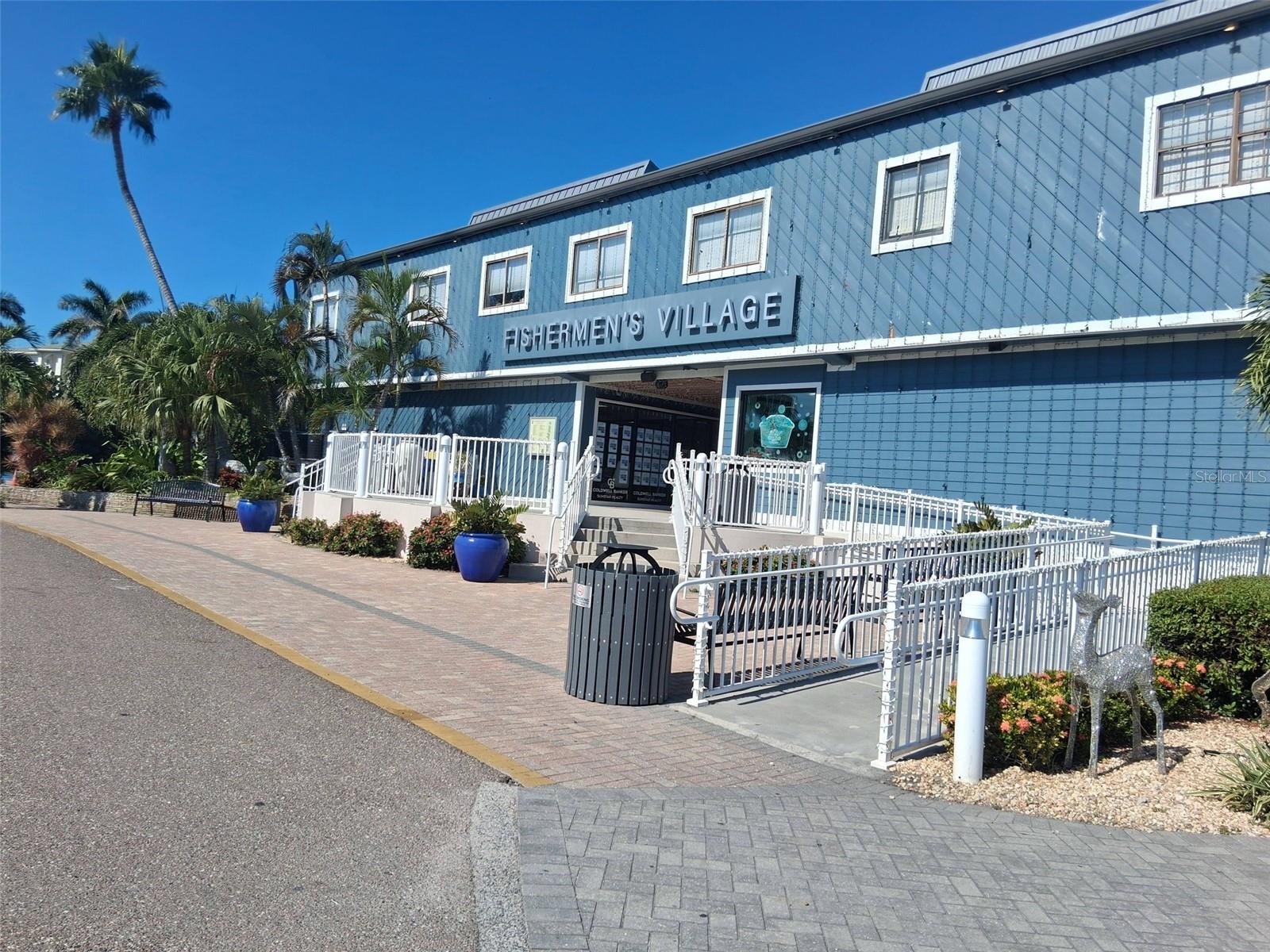 Image 86 of 91 For 216 Berry Street