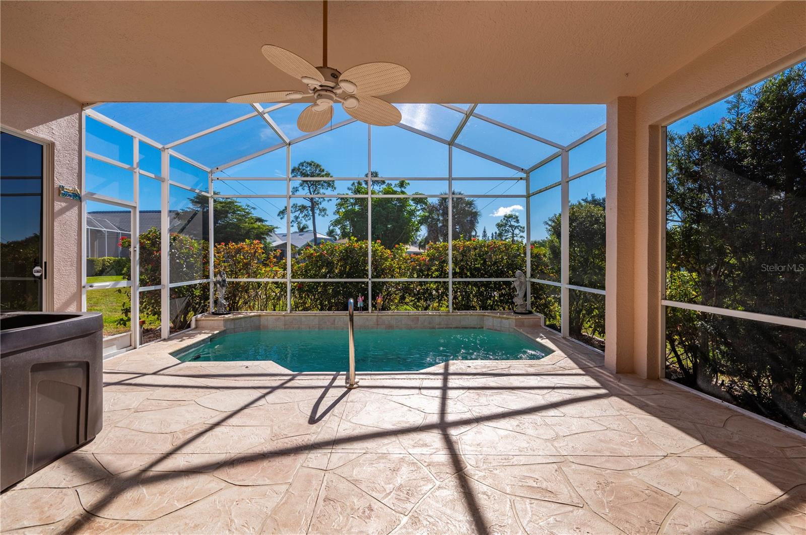 Image 32 of 62 For 26269 Seminole Lakes Boulevard