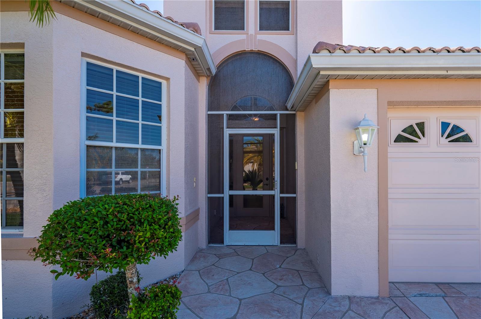 Image 4 of 62 For 26269 Seminole Lakes Boulevard