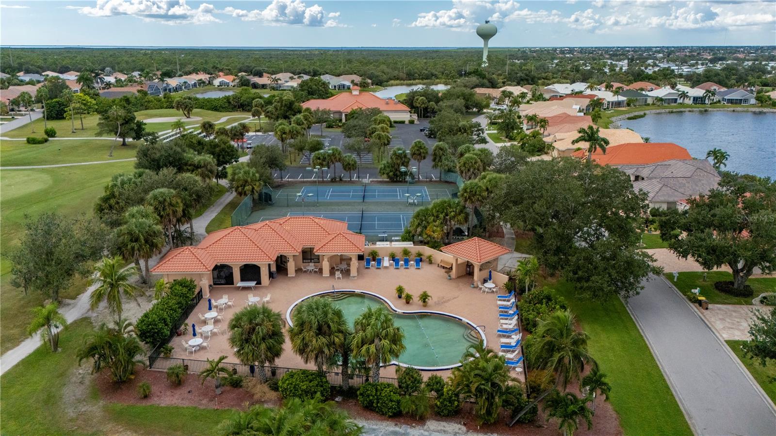 Image 58 of 62 For 26269 Seminole Lakes Boulevard