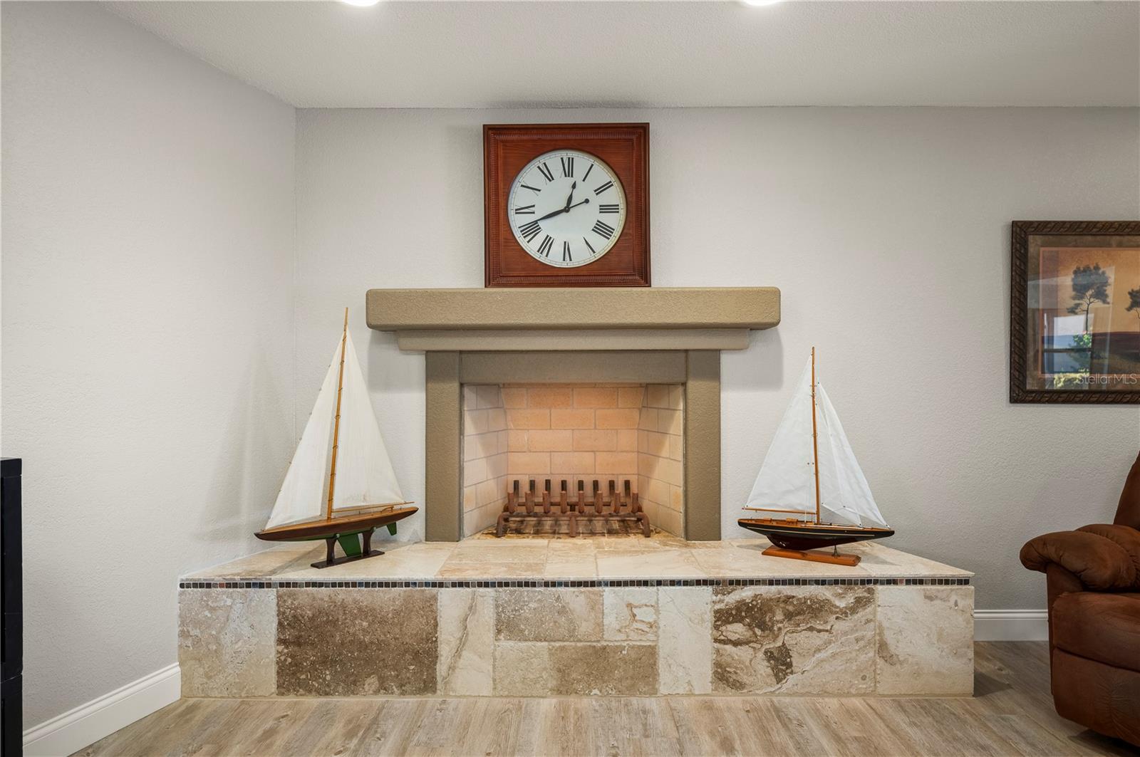 Image 15 of 90 For 200 Capri Isles Court