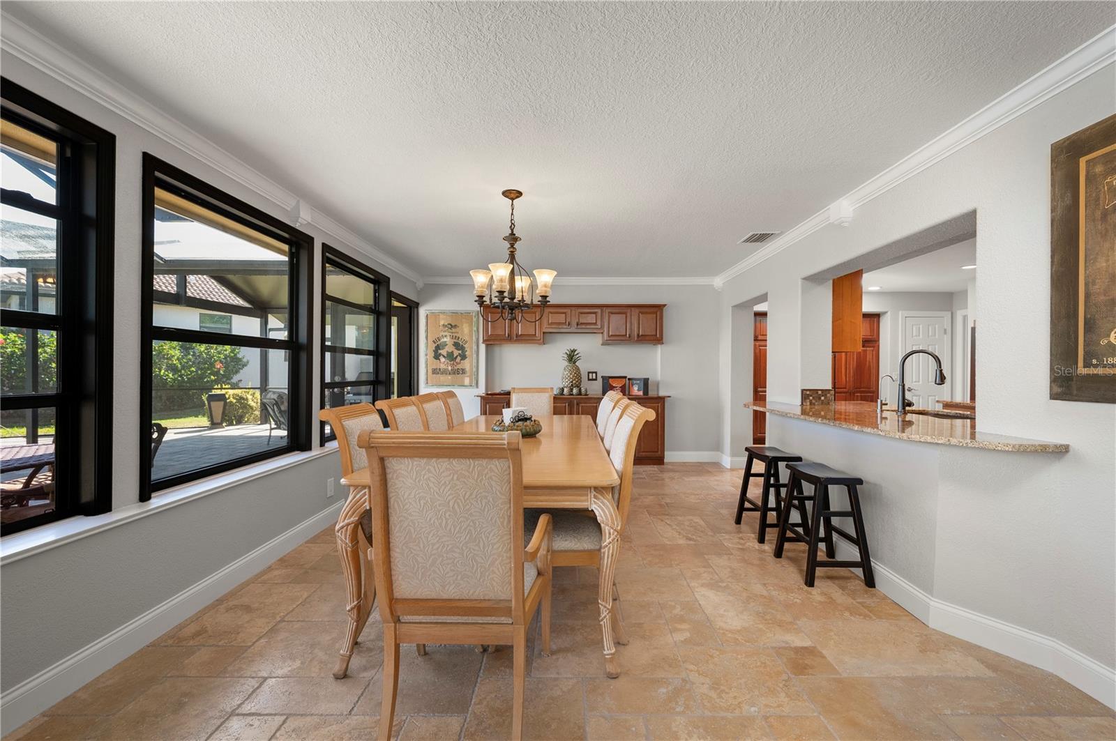 Image 21 of 90 For 200 Capri Isles Court