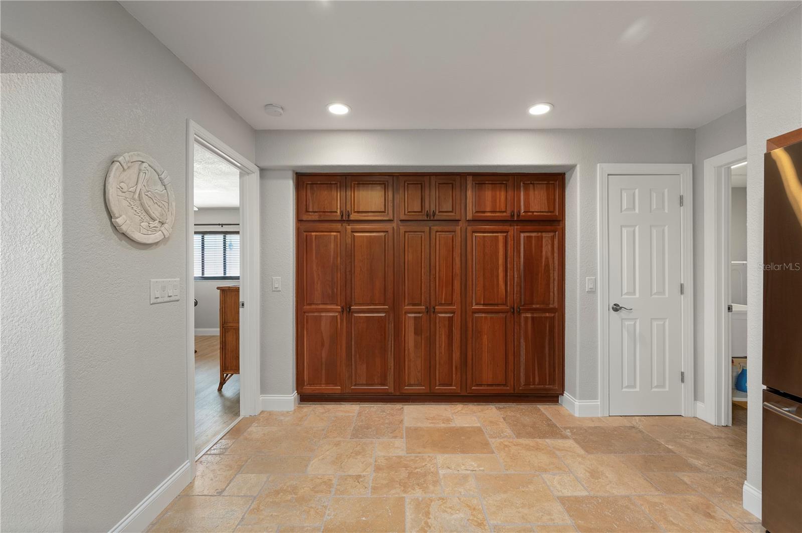 Image 31 of 90 For 200 Capri Isles Court