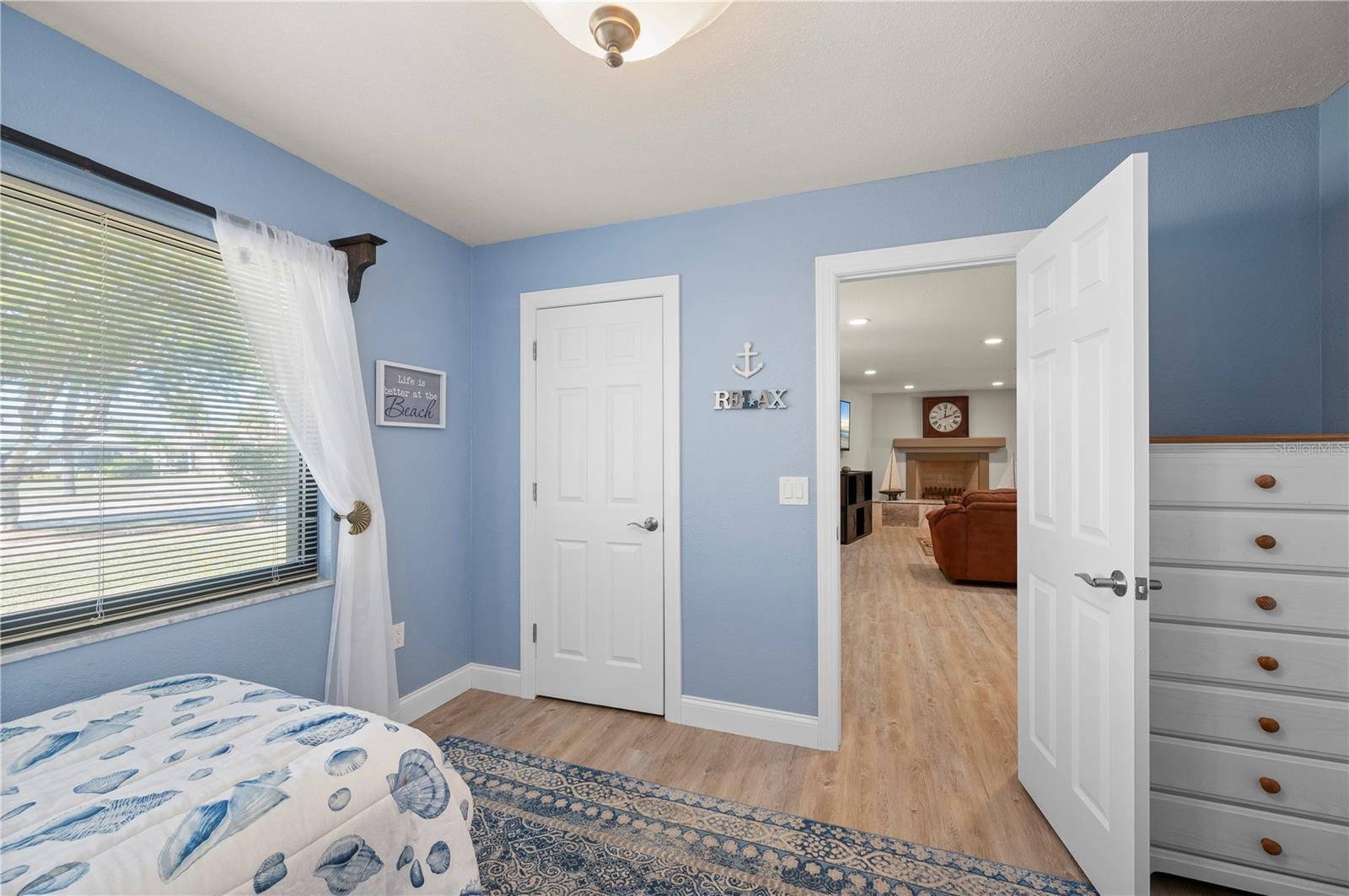 Image 44 of 90 For 200 Capri Isles Court