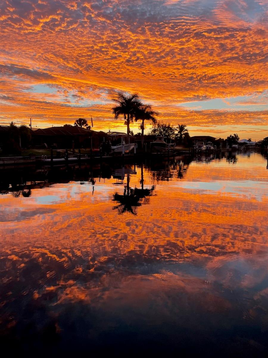 Image 6 of 90 For 200 Capri Isles Court