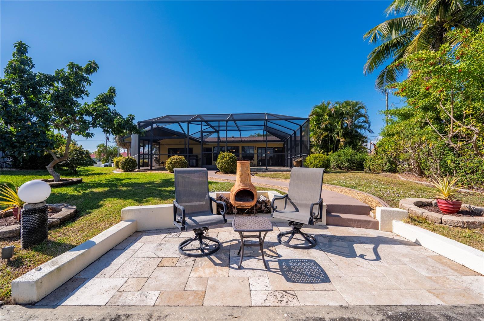 Image 66 of 90 For 200 Capri Isles Court