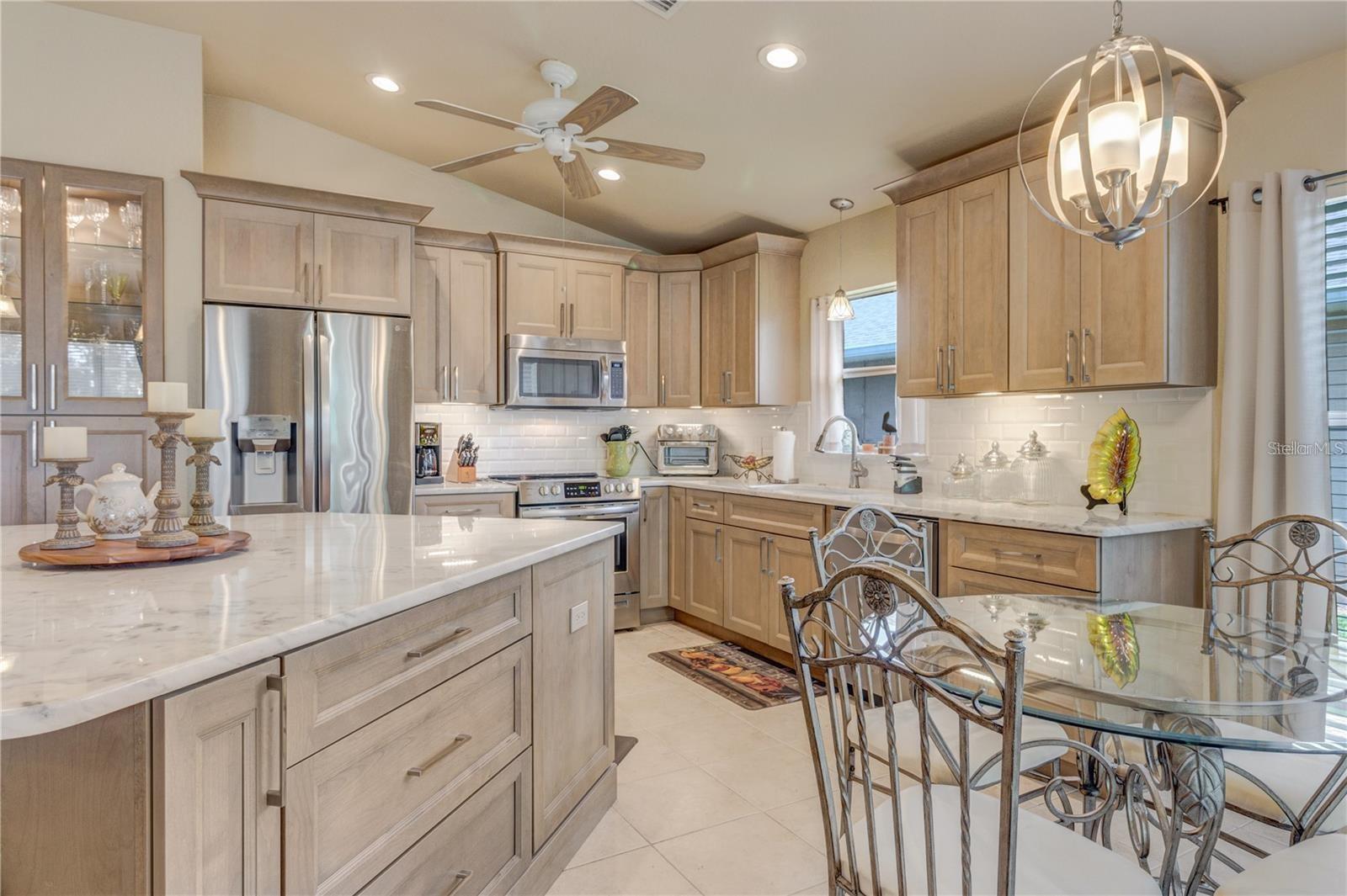 Image 11 of 50 For 1566 Scarlett Avenue