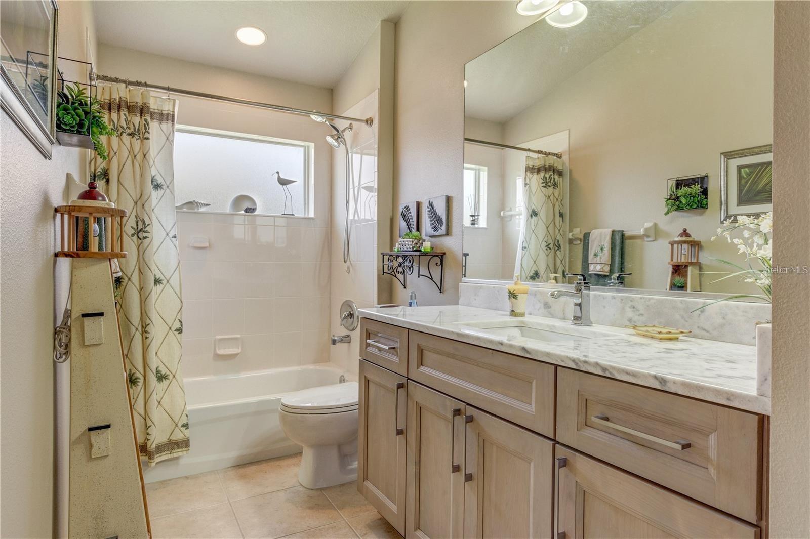 Image 28 of 50 For 1566 Scarlett Avenue