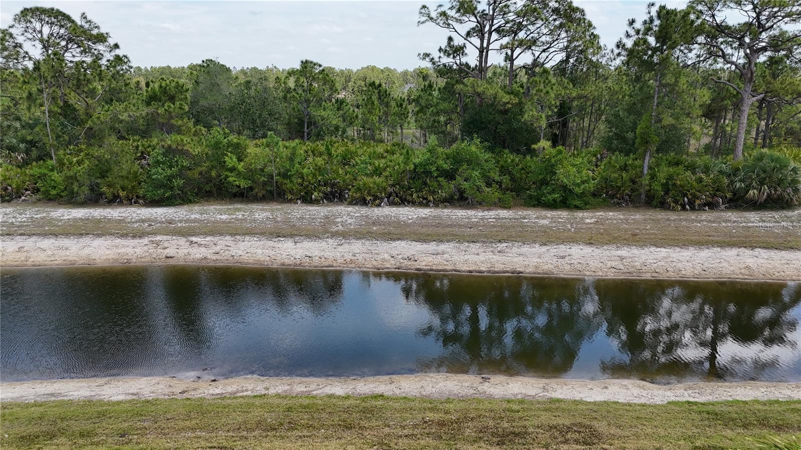 Image 43 of 50 For 1566 Scarlett Avenue