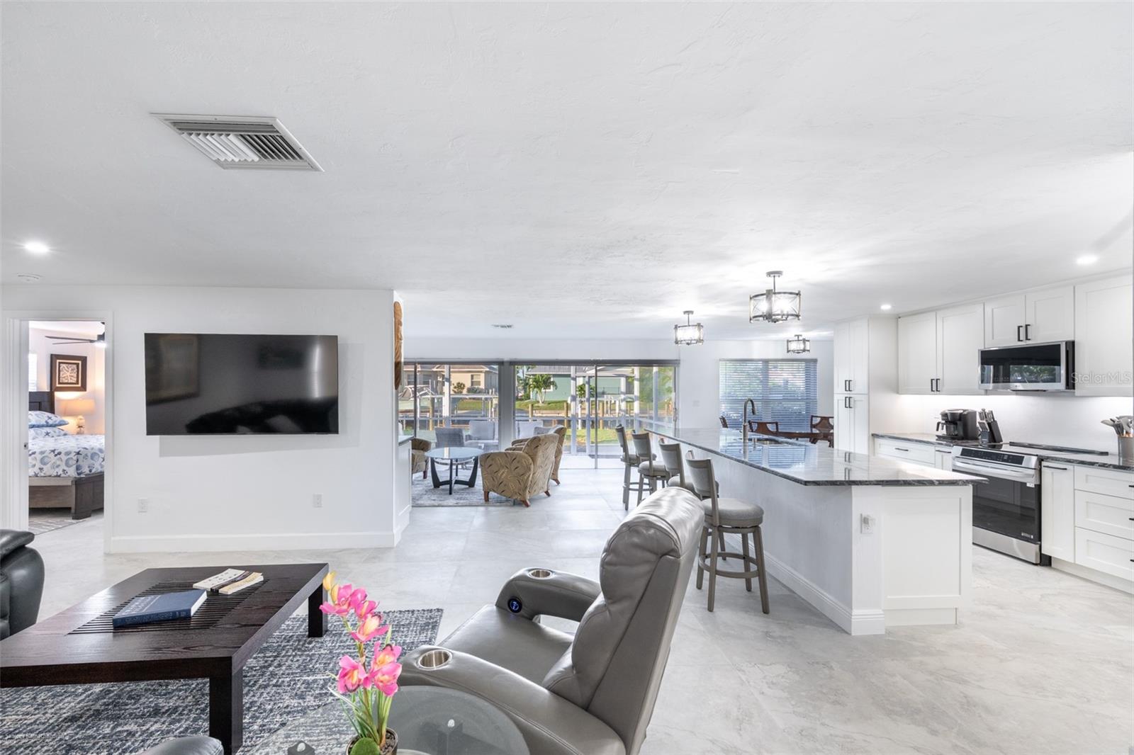 Image 12 of 60 For 149 Crescent Drive