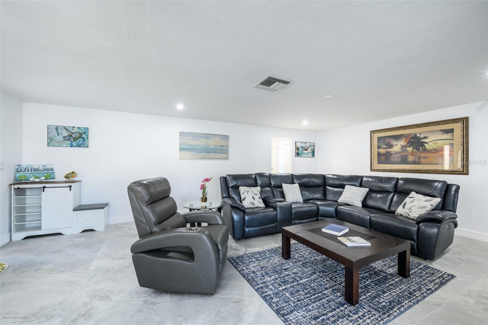 Image 7 of 60 For 149 Crescent Drive