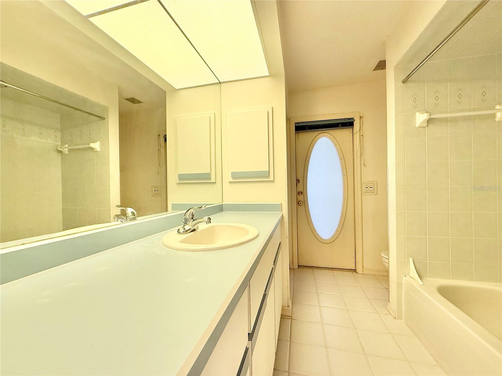 Image 22 of 40 For 425 Adalia Terrace