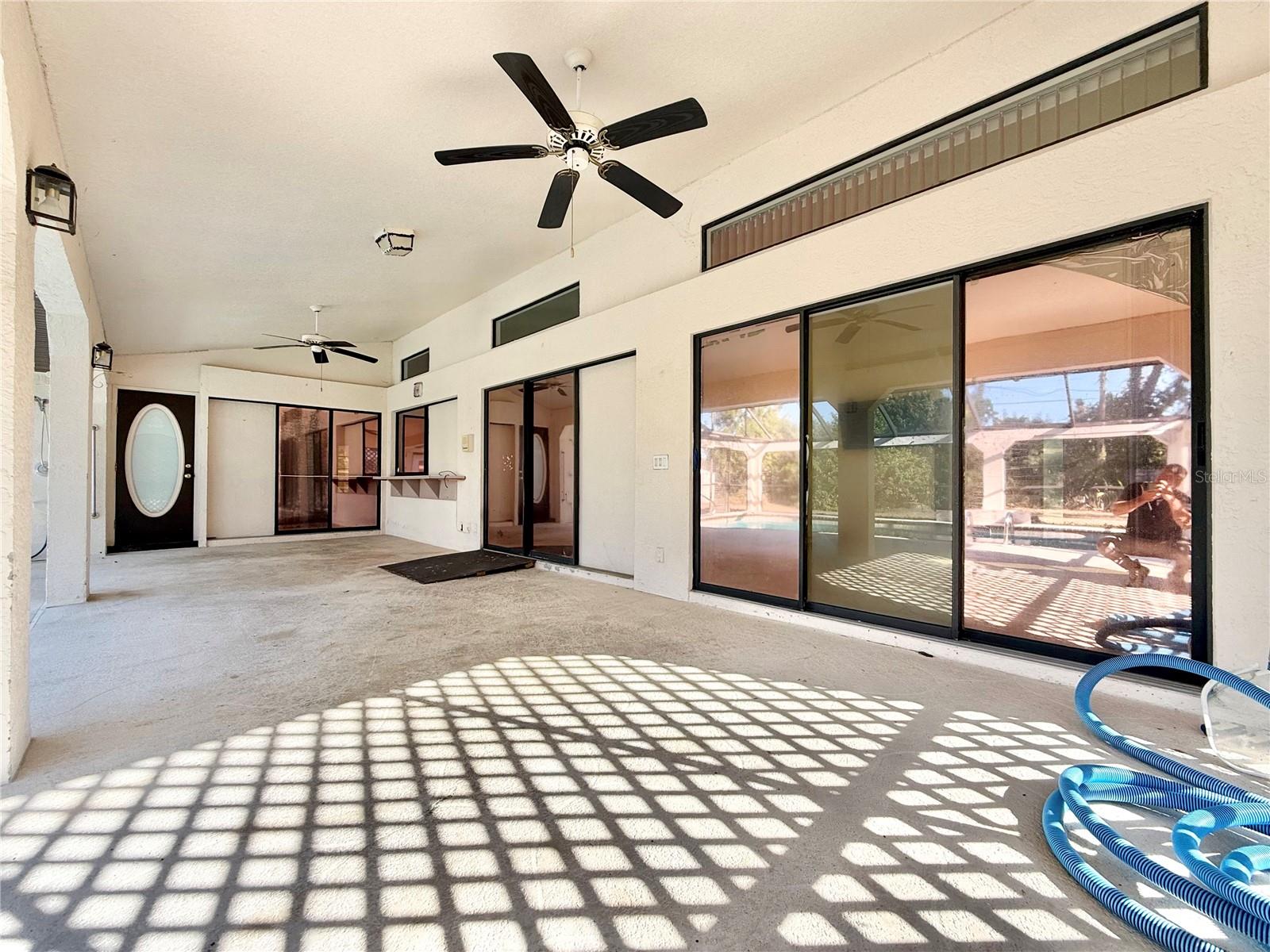 Image 25 of 40 For 425 Adalia Terrace