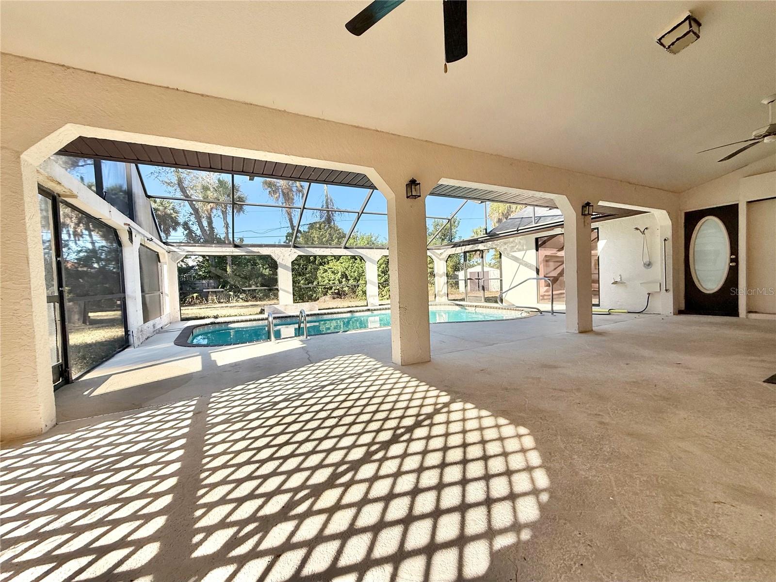 Image 26 of 40 For 425 Adalia Terrace