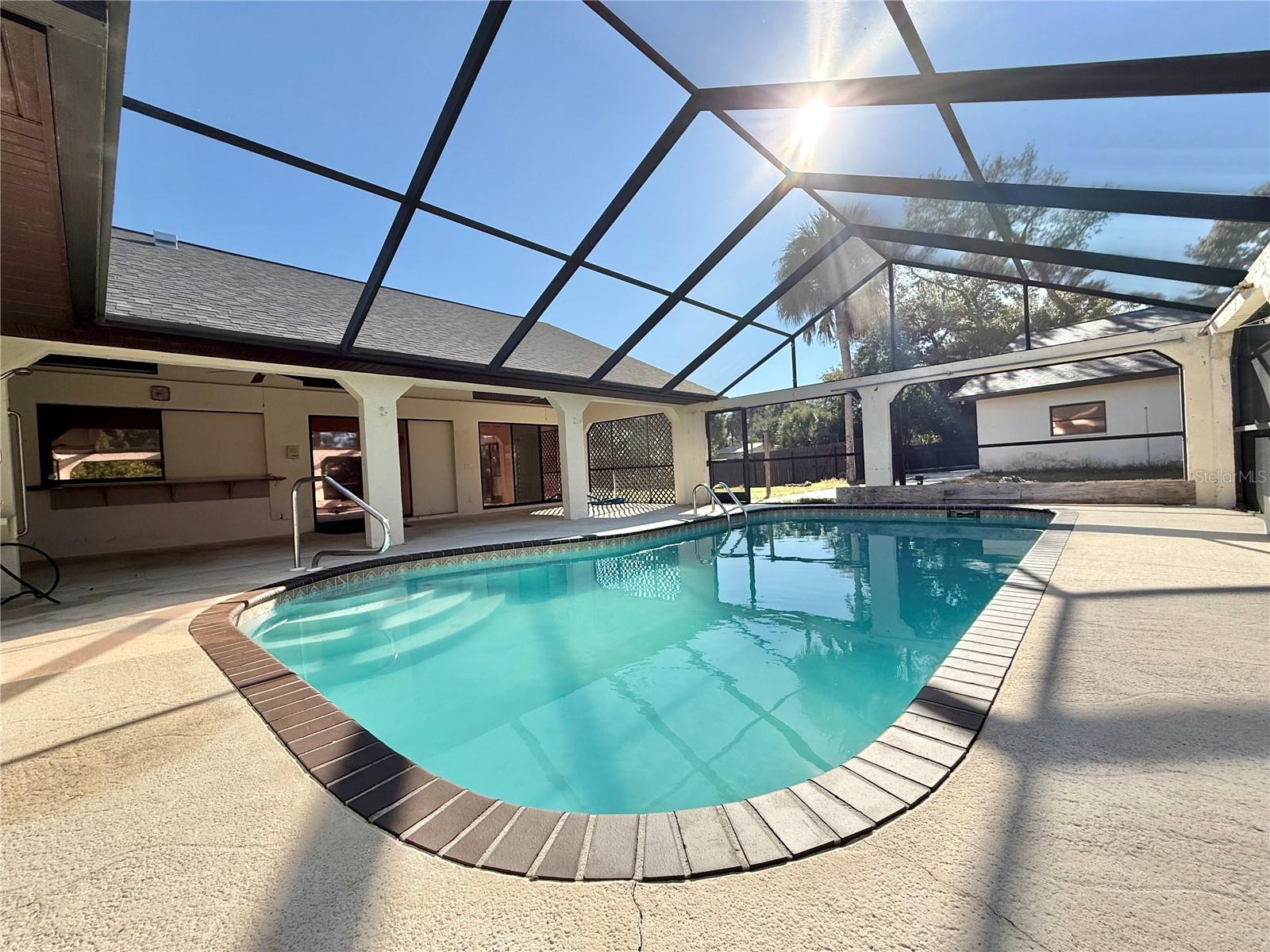 Image 28 of 40 For 425 Adalia Terrace