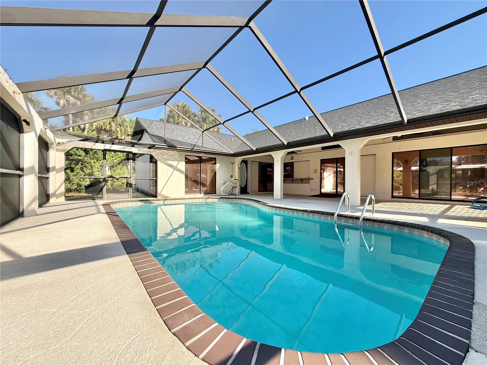 Image 3 of 40 For 425 Adalia Terrace