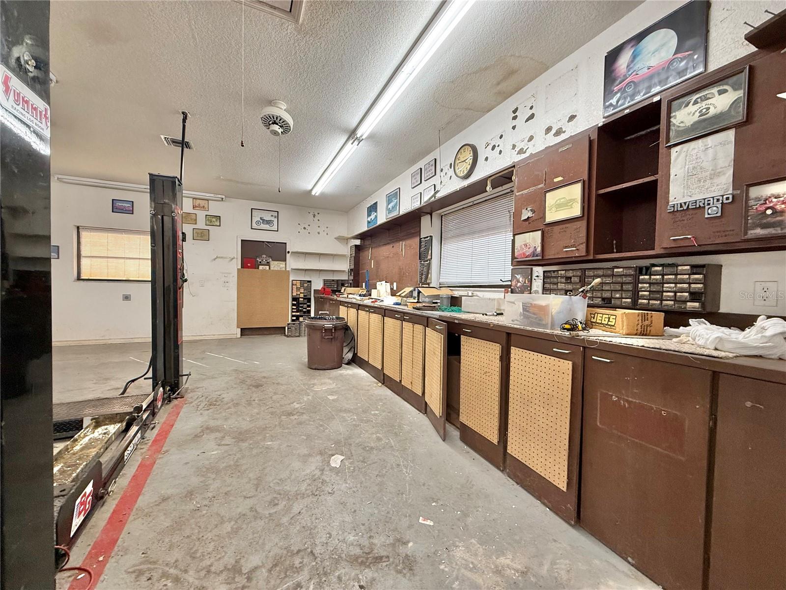 Image 36 of 40 For 425 Adalia Terrace