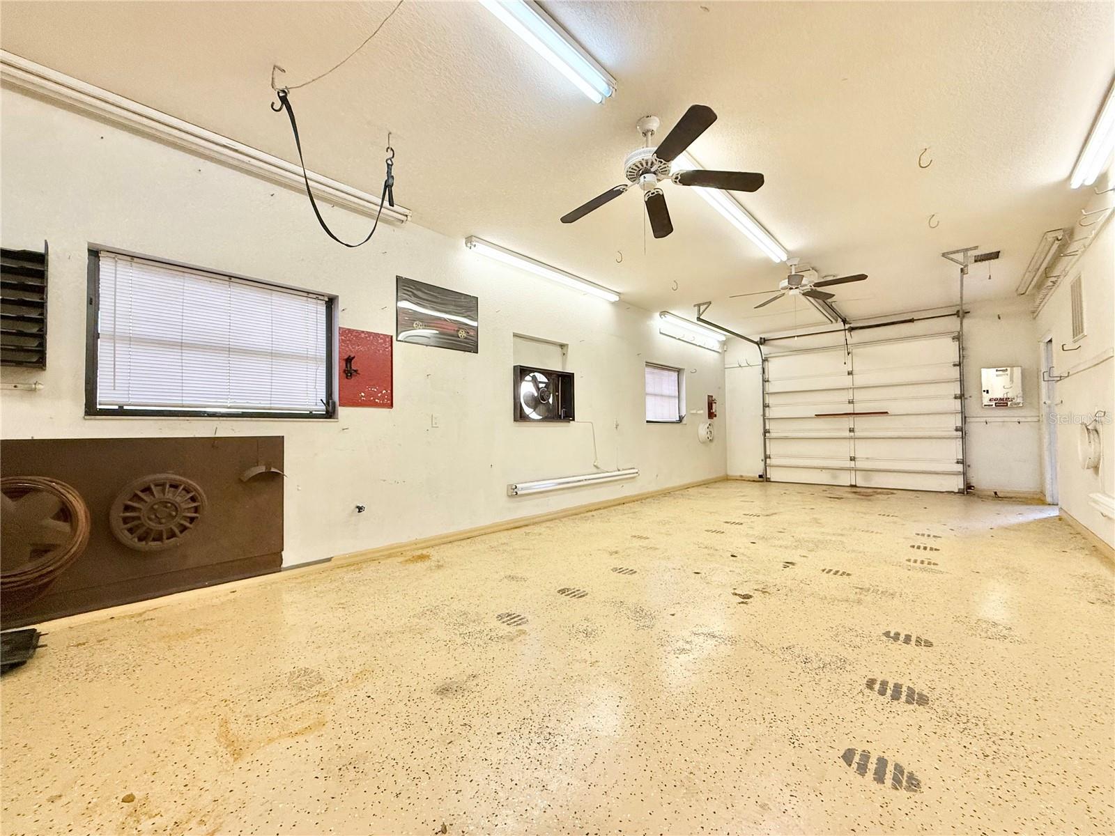 Image 39 of 40 For 425 Adalia Terrace