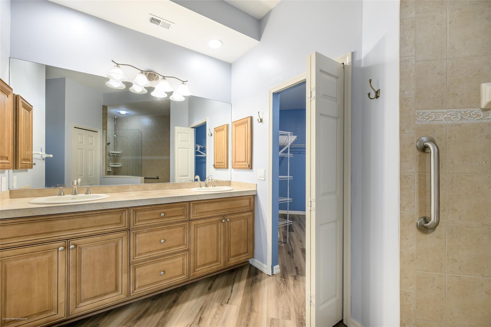 Image 21 of 43 For 3959 San Rocco Drive 612