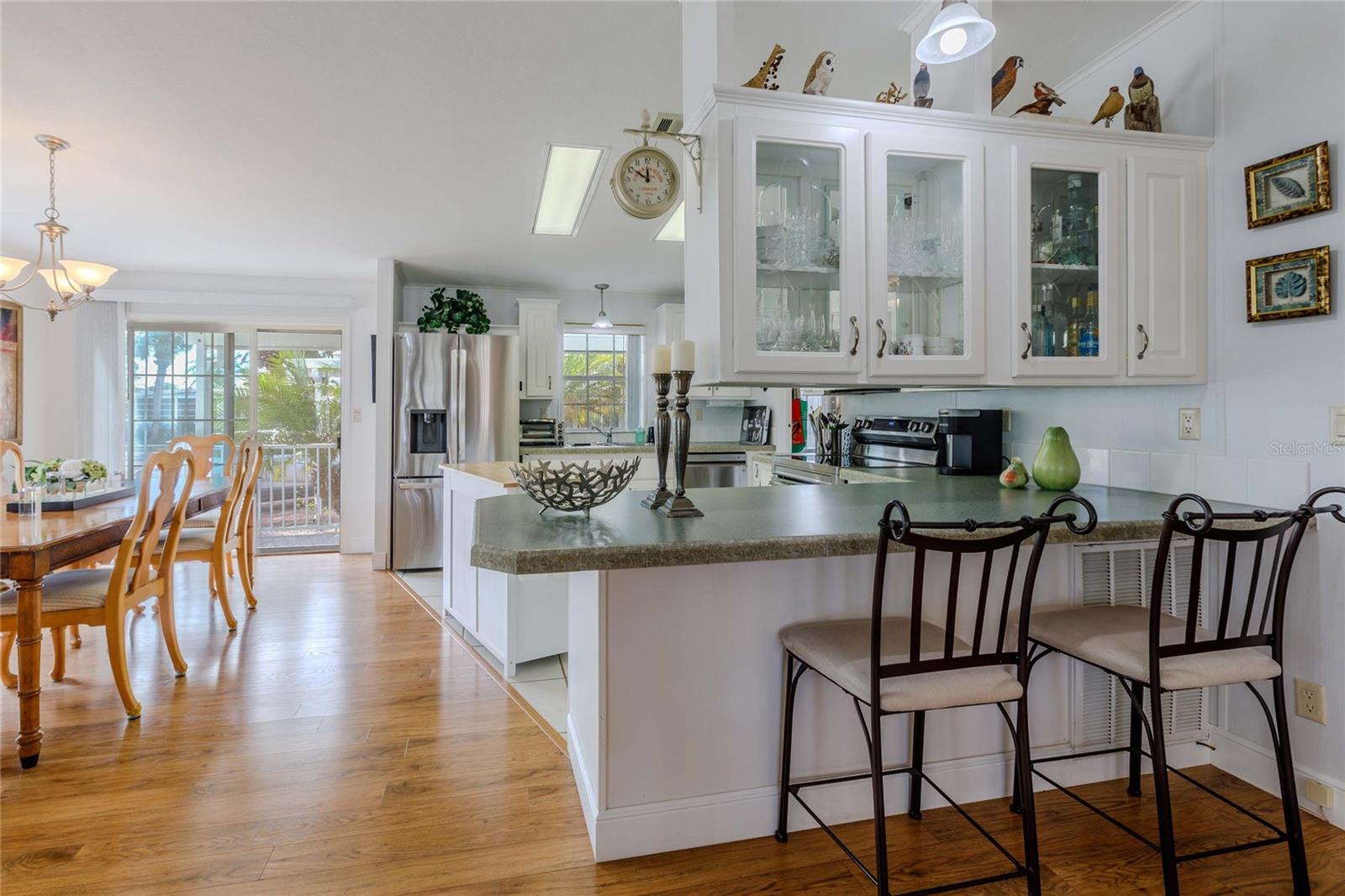 Image 11 of 76 For 2100 Kings Highway 246