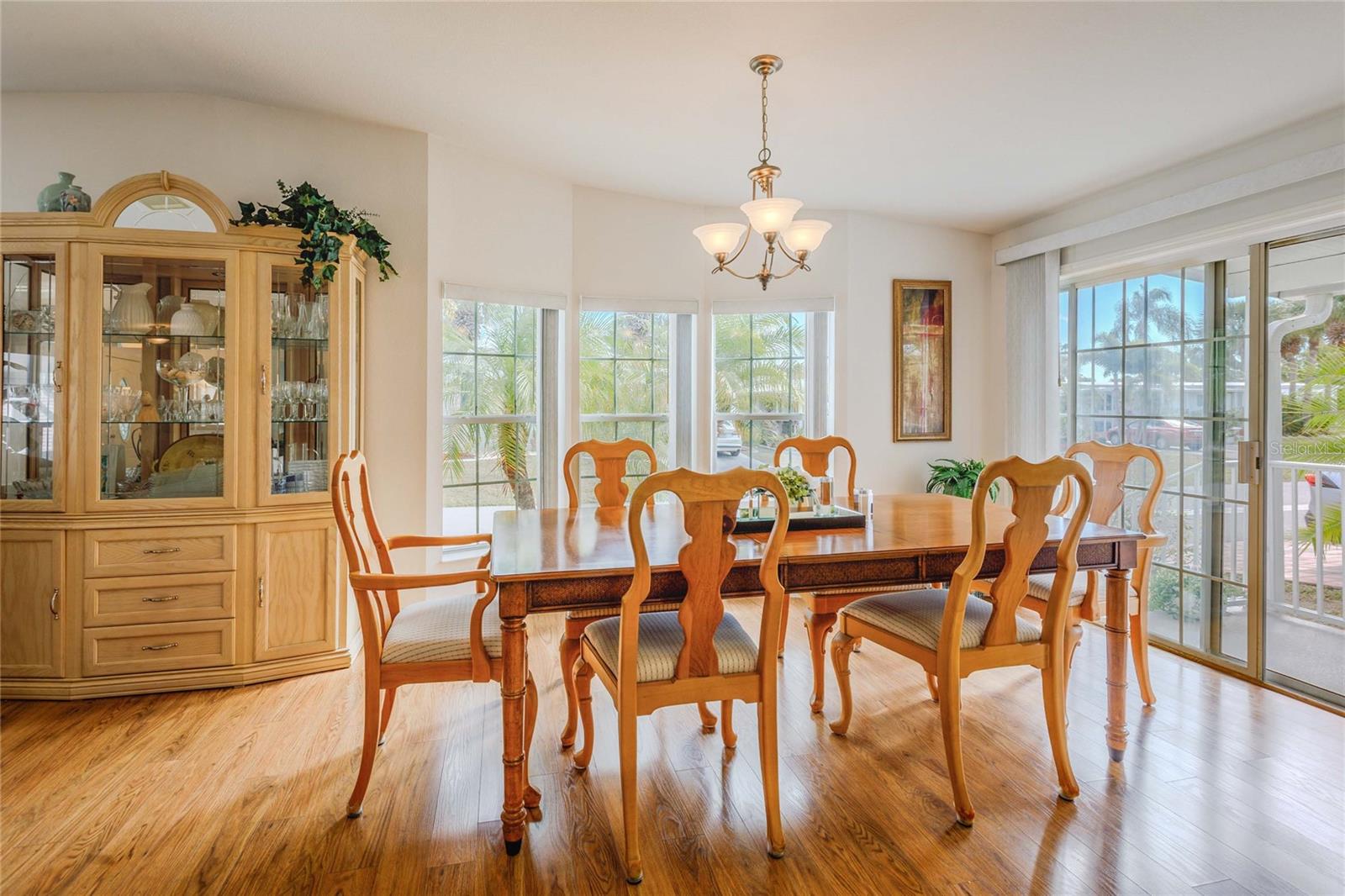 Image 12 of 76 For 2100 Kings Highway 246